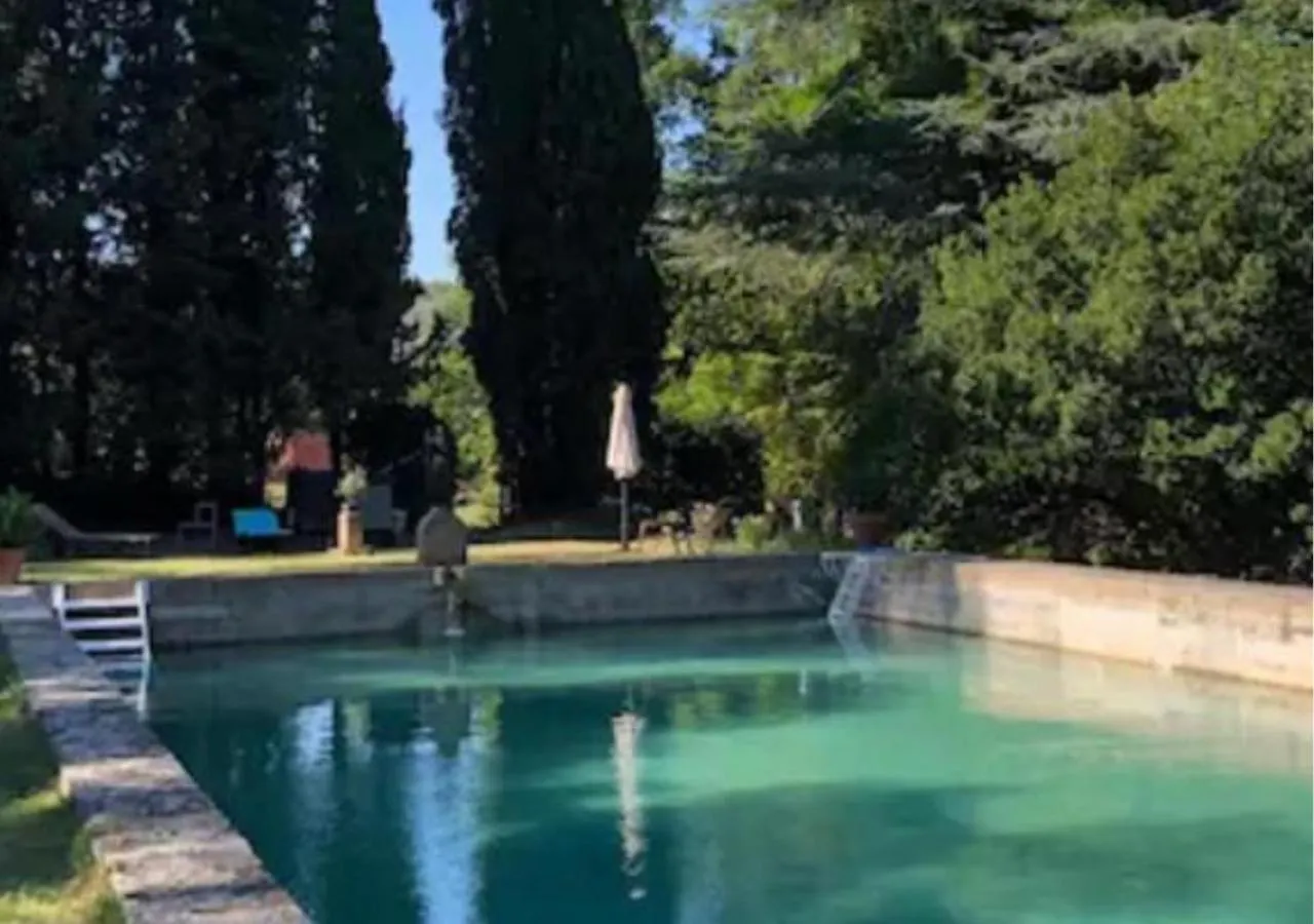 La Feraude - Pays D'Aix En Provence Bed & Breakfast Gardanne